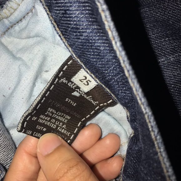 7 for all mankind Distressed Roxanne jeans - Picture 3 of 5